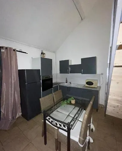 Lejlighed Cosy A 5mn De La Gare De Denain. *